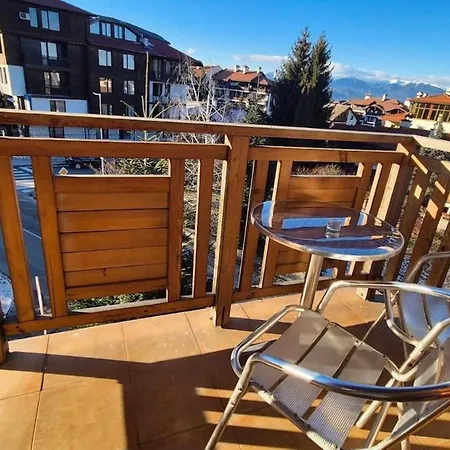Apartmán Libell - 3 Bedroom Penthouse Only 700 Meters From Lift Bansko