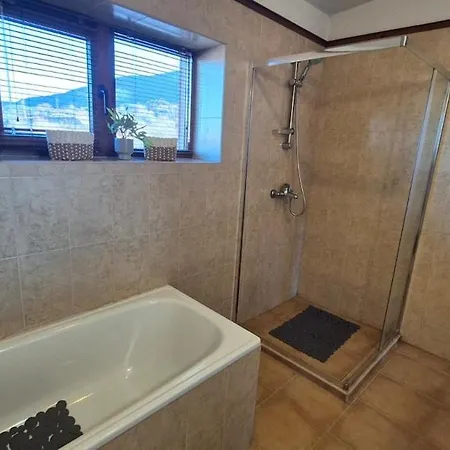 Libell - 3 Bedroom Penthouse Only 700 Meters From Lift * Bansko