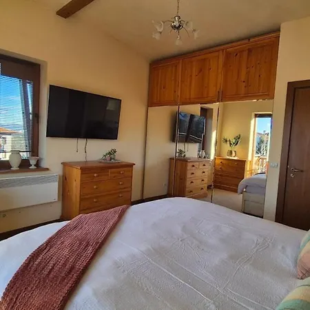 公寓 3 Bedroom Penthouse Only 700 Meters From Lift 班斯科