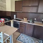 Libell - 3 Bedroom Penthouse Only 700 Meters From Lift דירה בנסקו